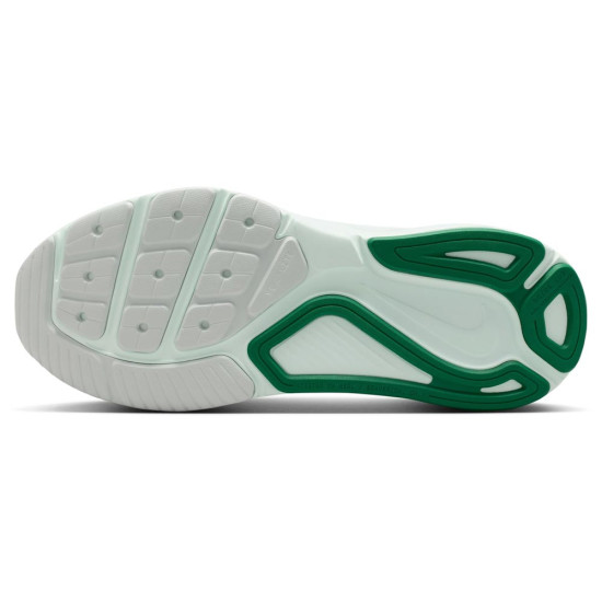 Nike Structure 26